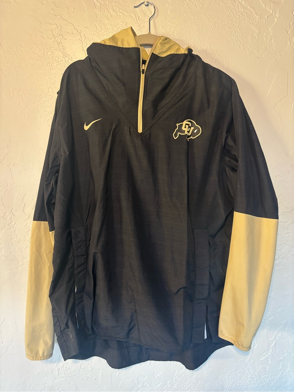 Nike Black & Gold CU Buffaloes Half-Zip Hooded Jacket - XL
